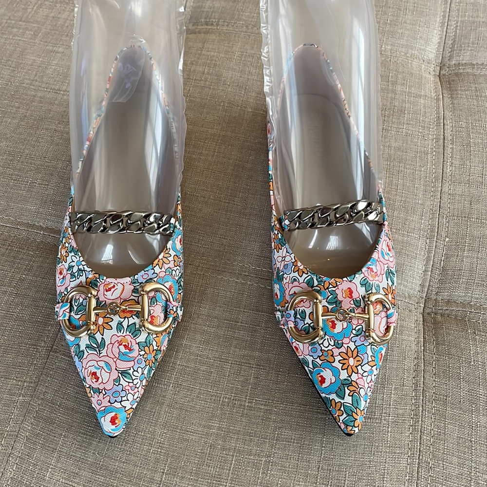 NWT Pointed Toe Chain Spring Flats Size 7.5 - Picture 9 of 9